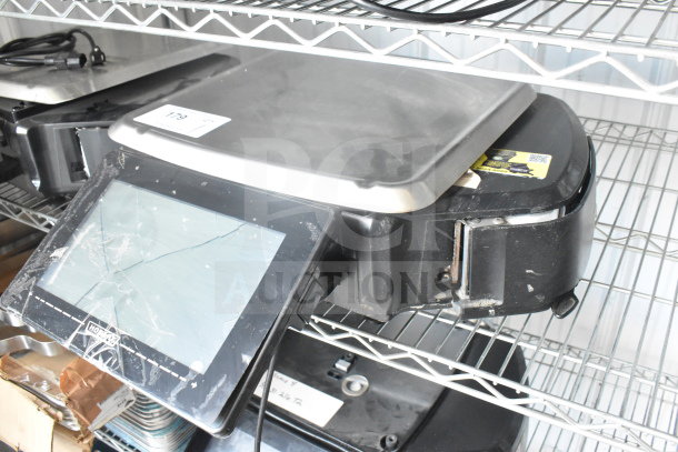 2019 Hobart HTi-LH3 commercial food portioning scale, visible screen damage, 120/208-240V, working.