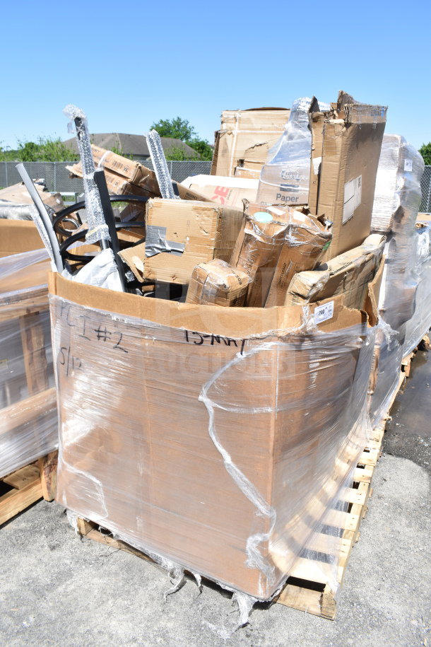 Large pallet of 20 scratch and dent items, including microwave shelf and smoker box, in original packaging with visible wear.