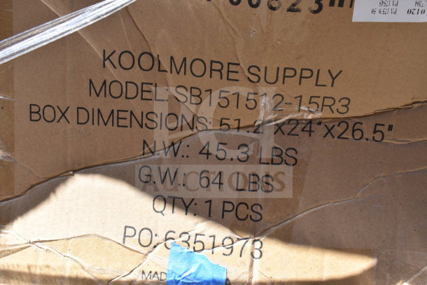 Brand new KoolMore SB151512-15R3 36" two-compartment stainless steel sink, bowls 15"x15"x12", scratch and dent condition.
