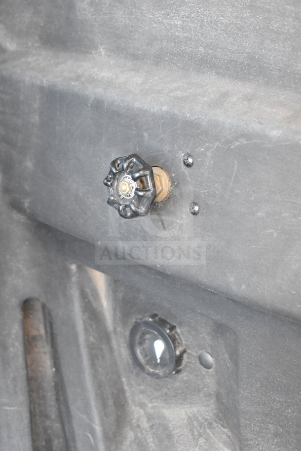 Portacool PACJS2501A1 Jetstream 250 cooler controls, showing durable exterior and control knobs in good condition.
