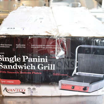 Avantco 177PG200S Commercial Panini Grill with smooth plates, 13 3/8" x 8 3/4" surface. Box is worn.