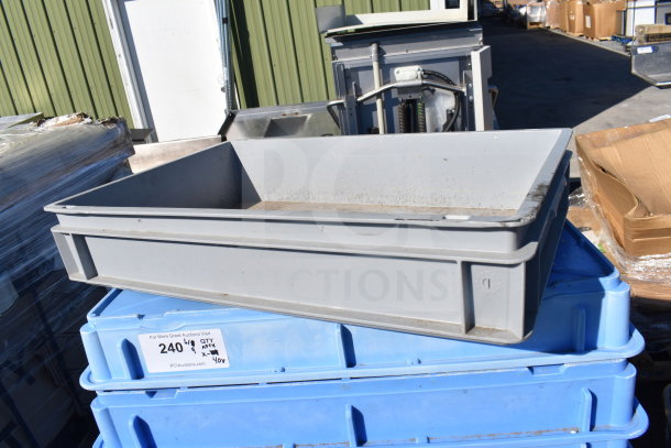 Auction image showing stacked grey and blue poly dough bins. Condition appears used. Label reads: “240 1 QTY 40X”.