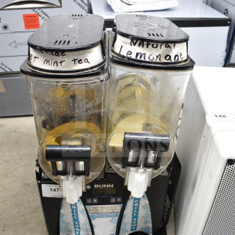 Bunn Ultra 2 Commercial Slushie Machine, dual tanks labeled "Sweet Mint Tea" and "Natural Lemonade," 120V, tested working.