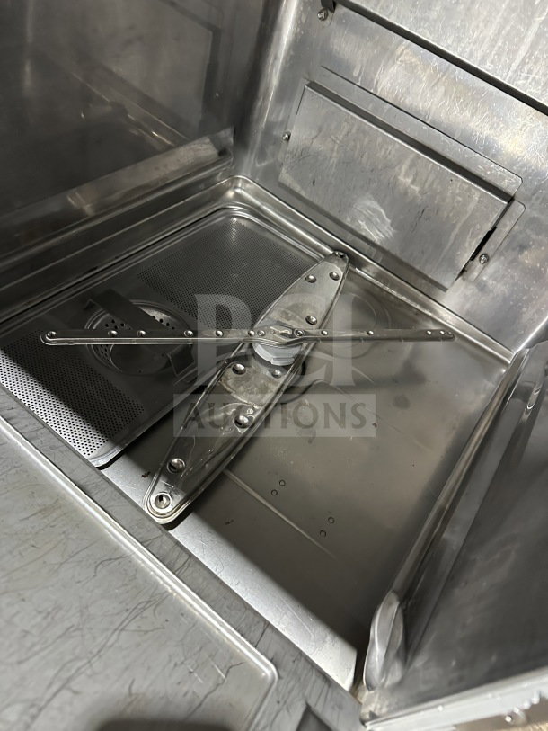 Hobart Advansys LXe Series stainless steel undercounter dishwasher, model LXER, in good condition, Energy Star certified.