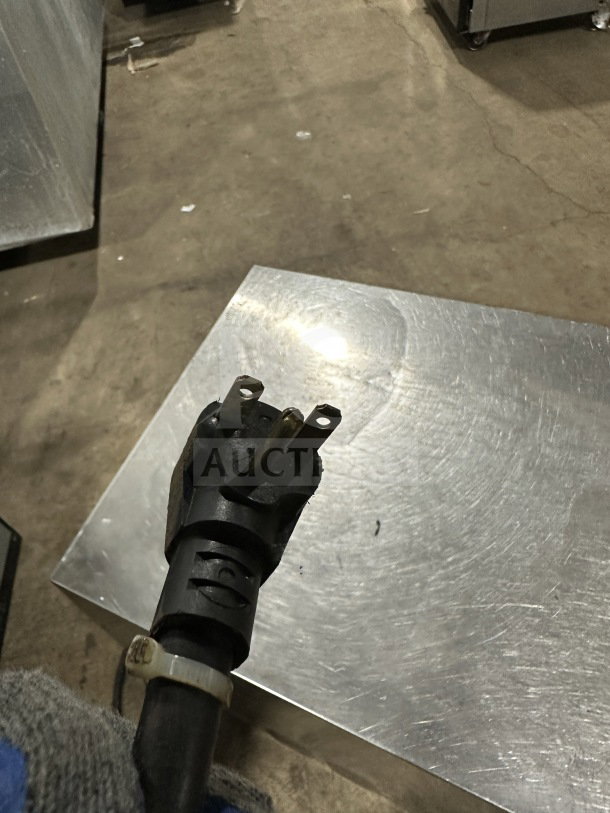 Bakers Pride P18 Electric Pizza Oven plug, 208/240V, shown on a stainless steel surface.