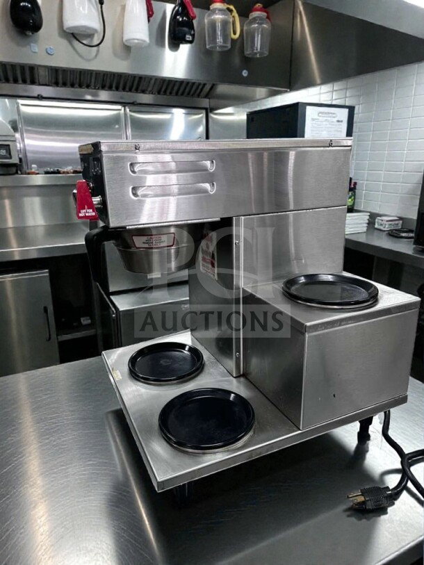 Wilbur Curtis ALPHA-IIIS commercial coffee brewer with 3 warmers in outstanding condition, 120V, fully tested and operational.