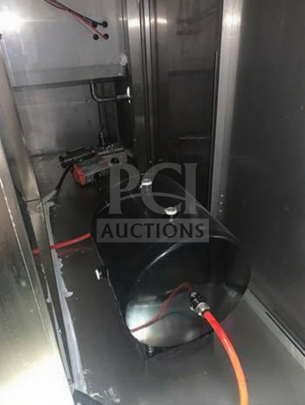 Premium Tang semi-automatic four-station vacuum capping machine, model TNG-L-CAP-0424, in excellent condition.