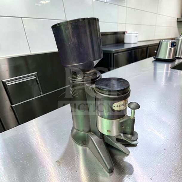OBEL Mito ATR M64 commercial coffee grinder, Italian burr, in exceptional condition, tested and operational, 120V.