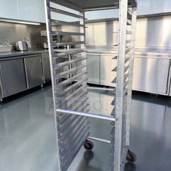 Commercial aluminum full-size sheet pan rack, 20 pan capacity, heavy-duty with casters, model ALU-M-RCK-0575, premium condition.