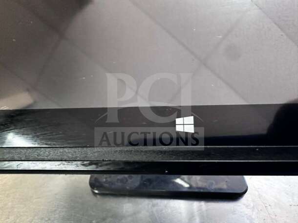 Pioneering DASH10EA 10.1" touch screen tablet PC for mPOS, featuring Windows logo, in exceptional condition. Fully operational.