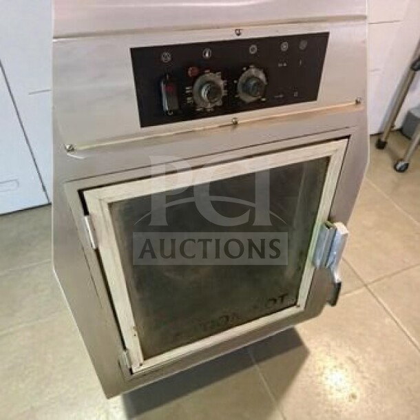 Nu-Vu UB-E5-5 commercial electric convection oven, 208V/3 Phase, ETL listed. Superior condition, front view with control panel.