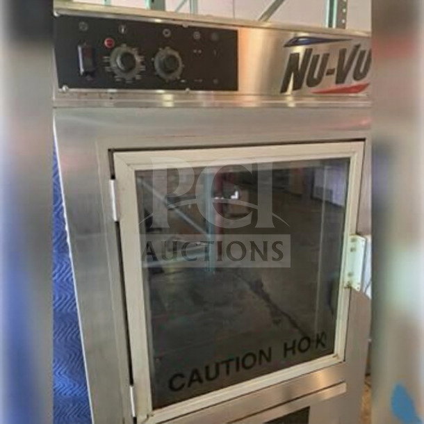 Nu-Vu UB-E5-5 commercial electric convection oven, superior condition, 208V/3 phase, ETL listed, tested operational.