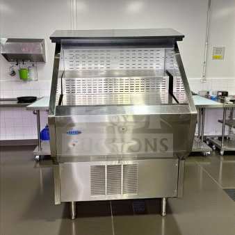 Federal Industries RSS3SC-2B refrigerated display case, 36", self-service, excellent condition, UL Listed, fully tested.