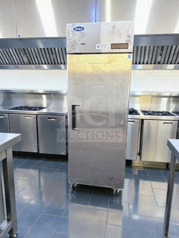 Atosa MBF8004GR commercial reach-in refrigerator, 28.7", 21.4 Cu. Ft., high-grade condition, ENERGY STAR®, ETL listed.