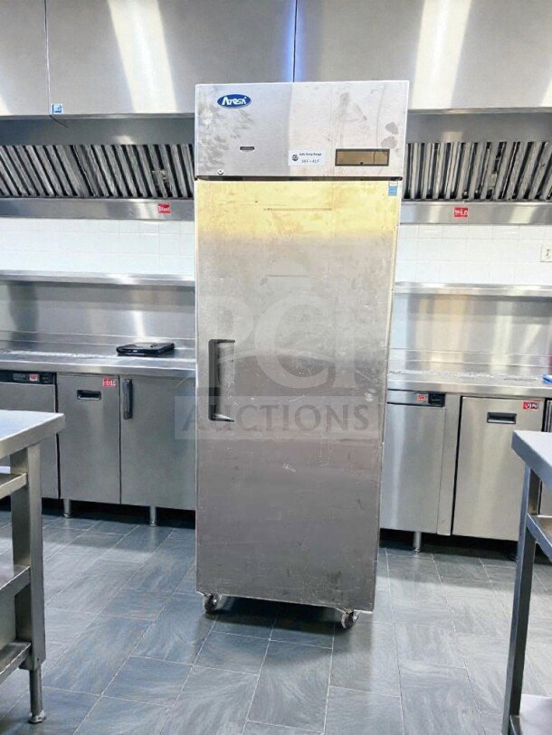 Atosa MBF8004GR 28.7" commercial refrigerator, high-grade condition, 21.4 Cu. Ft., ENERGY STAR®, ETL listed, fully tested.