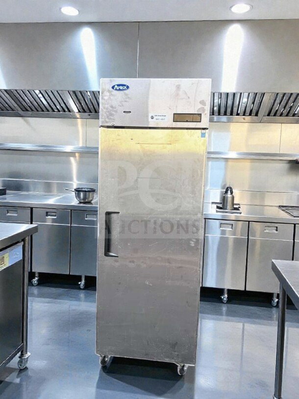 Atosa MBF8004GR 28.7" commercial refrigerator, 21.4 Cu. Ft., high-grade condition, ENERGY STAR®, ETL listed, fully tested.