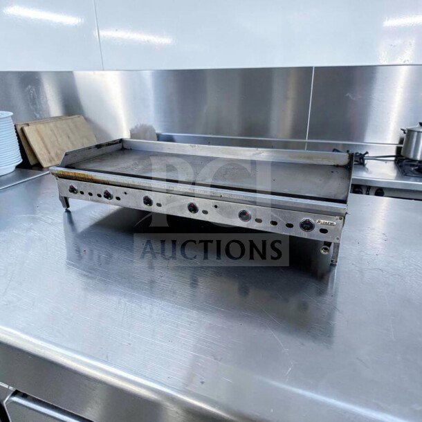 Elite Jade Range JGT-2472 griddle, 72" gas, thermostatic controls, 180,000 BTU, fully tested, excellent condition.
