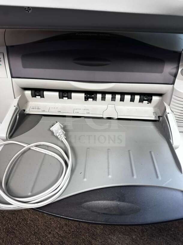 Dell Multi-Component Workstation printer open, Professional Series, cable included. Fully tested and operational condition.