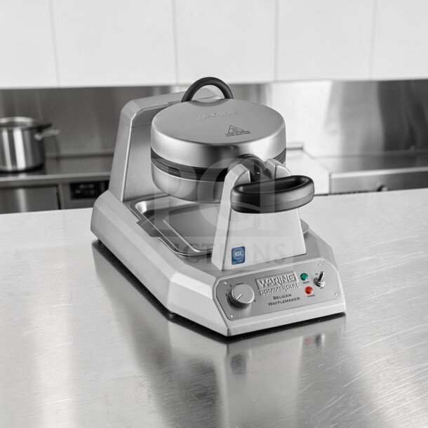 Waring WW180X Commercial Belgian Waffle Maker, single grid, 220V, heavy-duty, prime condition, NSF certified, fully tested.