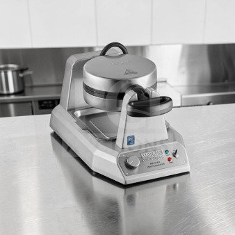 Waring WW180X Commercial Belgian Waffle Maker, single grid, 220V, heavy-duty, prime condition, NSF certified, fully tested.