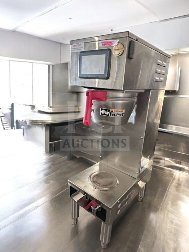 Wilbur Curtis commercial coffee brewer, stainless steel, immaculate condition, UL listed, model CUR-L-BEV-0356.