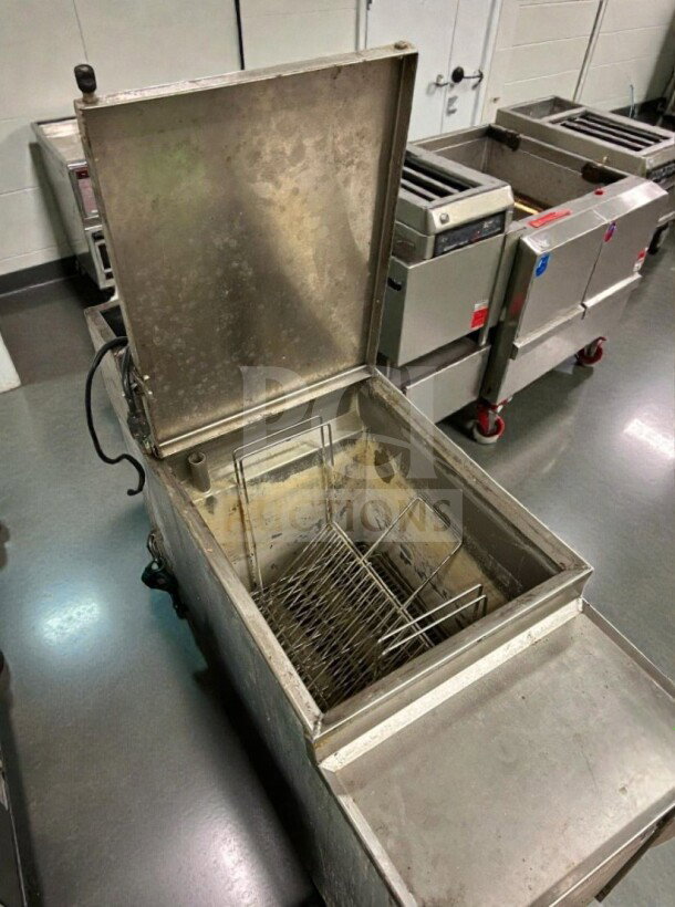 Pitco R14-Series gas pasta cooker, stainless steel, natural gas, with open lid showing interior. Fully tested and working.