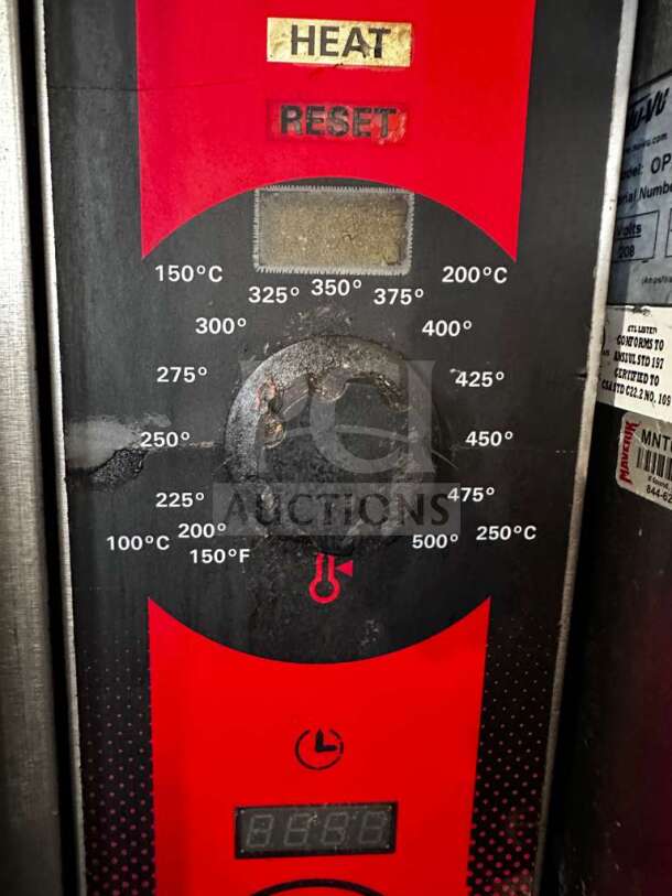 Control panel of Vulcan VC55GD double stack convection oven, featuring temperature settings from 150°F to 500°F and labeled "HEAT" and "RESET."