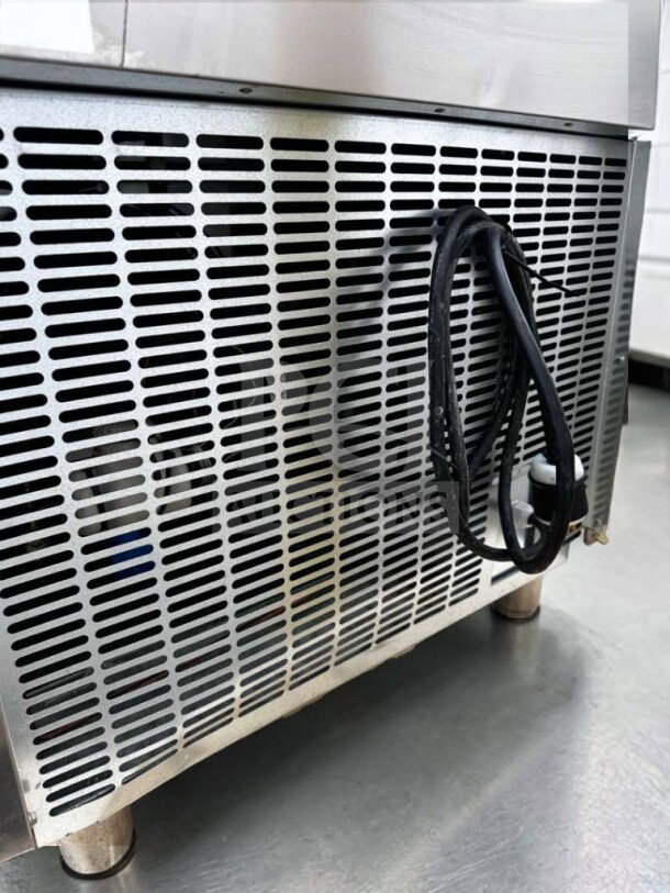 American Panel AP12BCF150-2-P Blast Chiller, 24-pan capacity, 208V/3PH. Stainless steel, tested, wire visible.