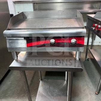 Avantco 177EG24N commercial electric griddle, 24-inch, ETL listed, outstanding condition, fully tested, stainless steel body.