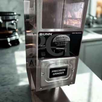 BUNN G9-2 HDS Precision Coffee Grinder, exceptional condition, dual hopper for decaf and regular coffee, tested and operational.