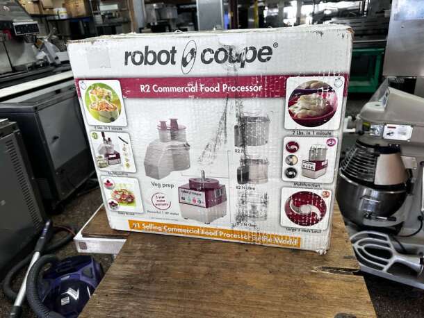 Robot Coupe R2N food processor box, showing images and specs; prime condition, fully tested, 3-liter capacity.