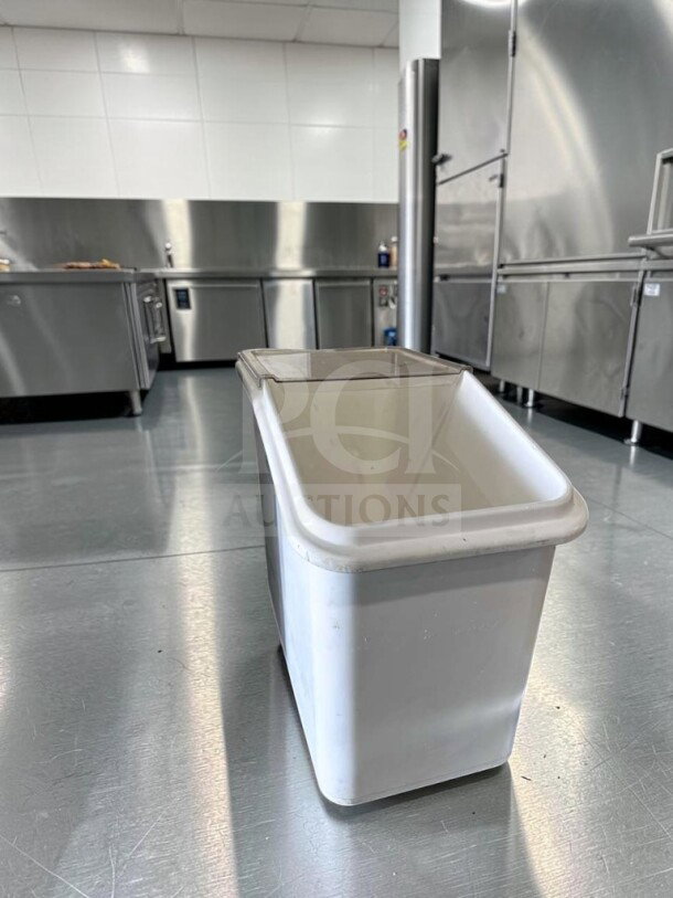 Commercial mobile ingredient storage bin with lid and casters, superior condition, large capacity, model ING-S-BIN-0979.