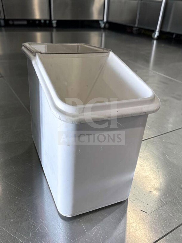 Commercial mobile ingredient bin with lid; large capacity, tested, on casters; model ING-S-BIN-0979, in superior condition.