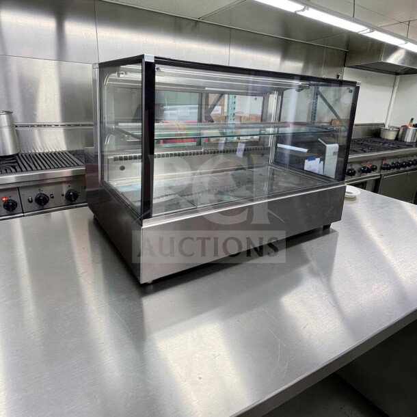 RPI VICD3-20-R-SQ-SC-CT refrigerated glass display case in immaculate condition, commercial grade, 115V, fully tested.