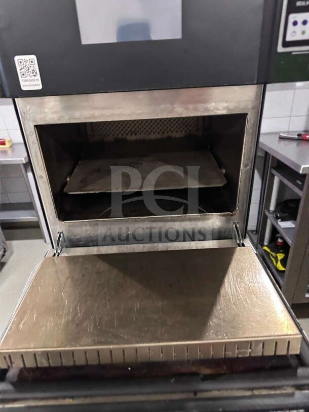 Merrychef Commercial High-Speed Oven, touchscreen control, top-tier condition, fully tested, model MER-L-OVN-0368.