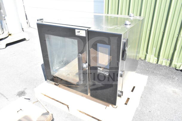 Brand new 2023 Blodgett Invoq Hybrid 6-1/1 GN commercial combi convection oven; electric, 208-240V, 3 phase.