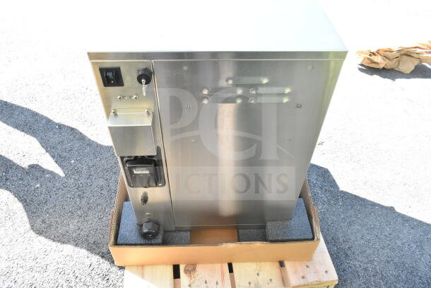 Brand new 2024 Perfect Fry PFC730 semi-automatic ventless countertop deep fryer, 208V, 1 phase, with minor scratches and dents.