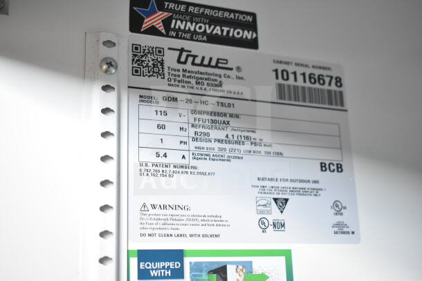 2021 True GDM-26-HC commercial cooler label showing model, 115V, 1 phase, refrigerant R290, and serial number 10116678.