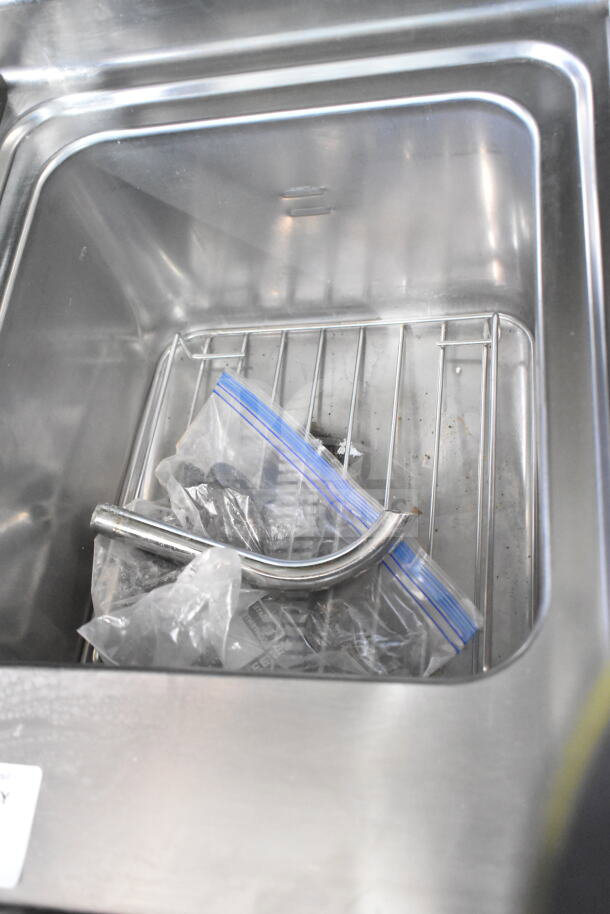 Arcobaleno APCT24 Commercial Countertop Electric Fryer in stainless steel. Includes internal components. Condition: Used.
