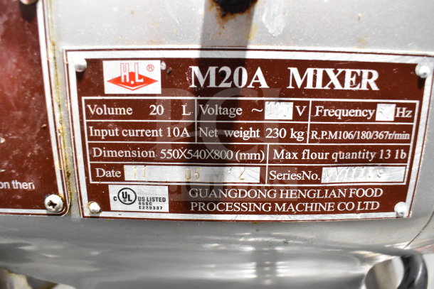 Fleetwood M20A mixer data plate showing specifications: 20-liter volume, 230 kg weight, dimensions 550x540x800 mm.