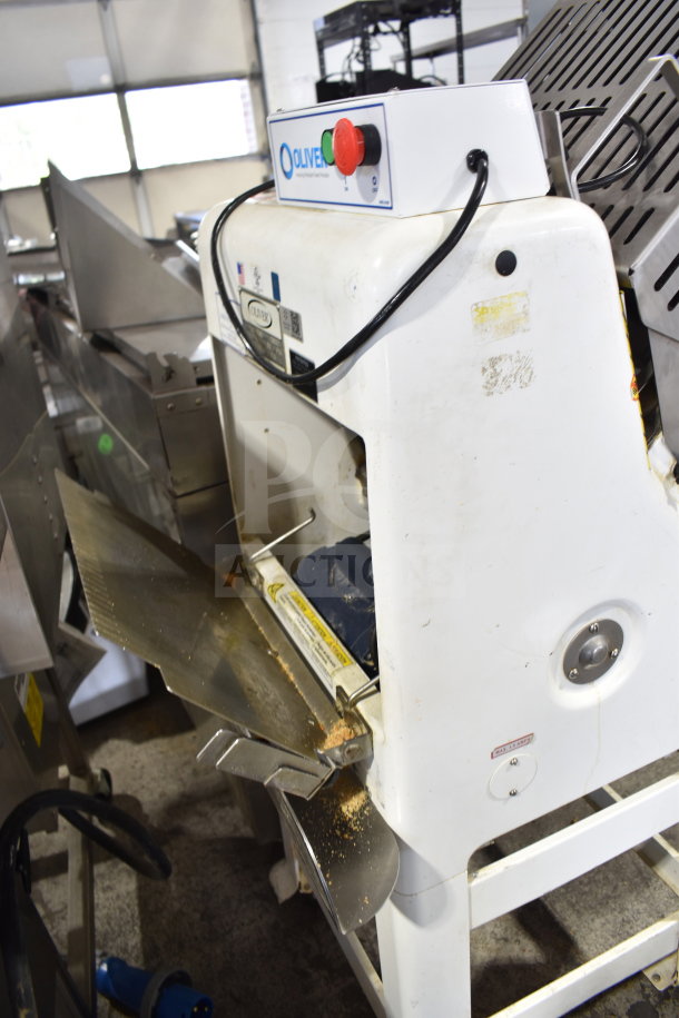 Oliver 797-32NC commercial bread loaf slicer, equipped with Pro Guard safety chute. 115 volts, 1 phase, used condition.