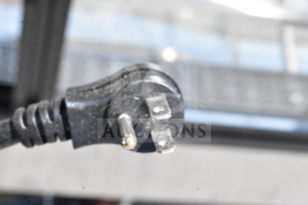 Black power plug for Precision CD60-3-HC commercial deli display case, 115 volts, 1 phase.