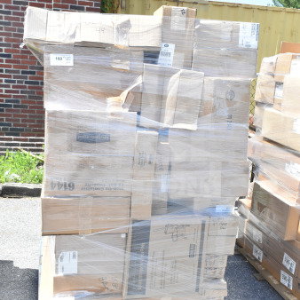Pallet of 55 brand new scratch and dent items, including Carlisle PS601N00 Quarts, PS701B00 Gallon, Sparta 4037300 Basting Brush, 034301 Crock 1.5 Quart, Winco Disposable Gloves, Mop Bucket. Items wrapped in plastic on a blue pallet.