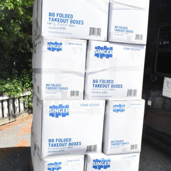 Singer #8 folded takeout boxes, 6"x4-3/4"x2-1/2", white. Boxes labeled item #10329147, 300 boxes per set. Brand new, scratch and dent condition.