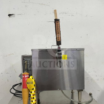 Commercial beer dispenser, KEGRATOR portable countertop keg cooler. Stainless steel with Woodchuck tap. Includes two additional tap handles.