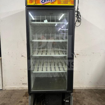 True GDM-26 "Snapple" merchandiser refrigerator with 1 swing glass door, visible Snapple branding, good condition.