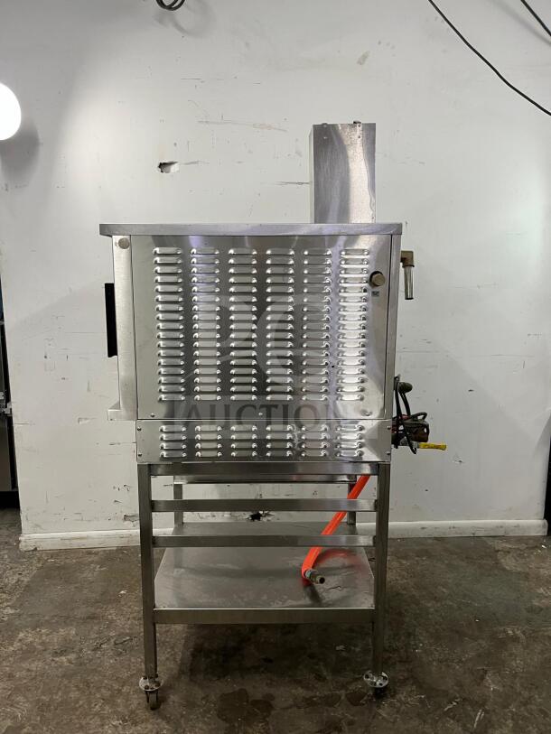 SOLARIS SX-5GR natural gas convection steamer, 42,000-47,000 BTU, includes cooling racks, sturdy stainless steel body.