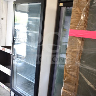 2019 Habco SE18 commercial cooler merchandiser, single door, glass front, 115 volts, 1 phase, excellent condition.