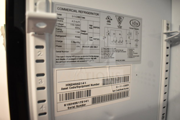 IDW G-11-C33EB cooler label with voltage, phase, R290 refrigerant details, asset code HN24042141, serial 6182405172141.