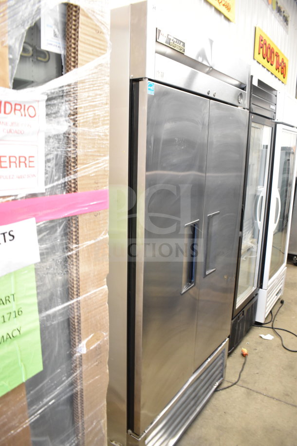 True T-35 Commercial 2 Door Reach-In Cooler, stainless steel, 115 volts, 1 phase. Model T-35, excellent condition.